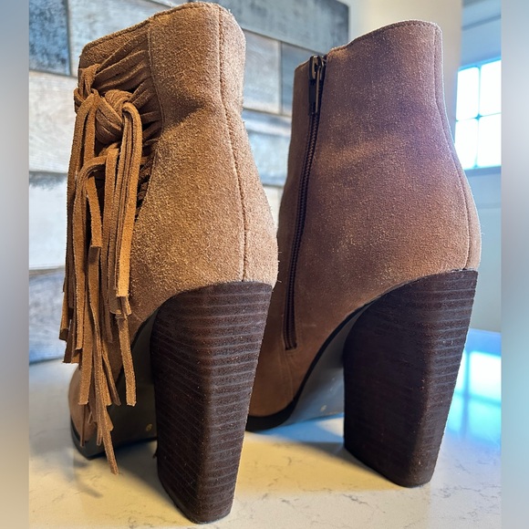 Very Volatile Dreamcatch Suede Leather Fringe Stacked Block Heel Ankle Boots - Picture 10 of 16
